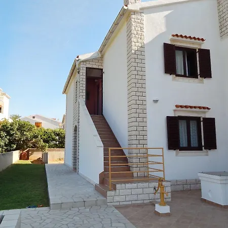 Apartment Luce