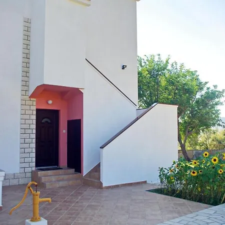 Luce Apartment Pag Town